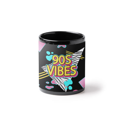 Tazza  nera in ceramica da 350 ml  , specifica per la sublimazione. Confezione in scatola bianca.