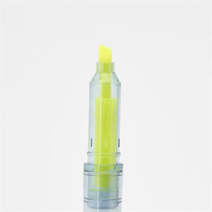 Penna con evidenziatore